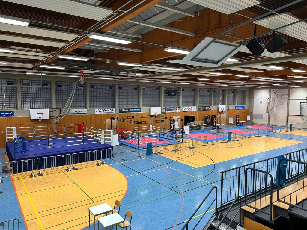 PM Boxringverleih - Peter Meeser - AIBA Hochring und Flachring